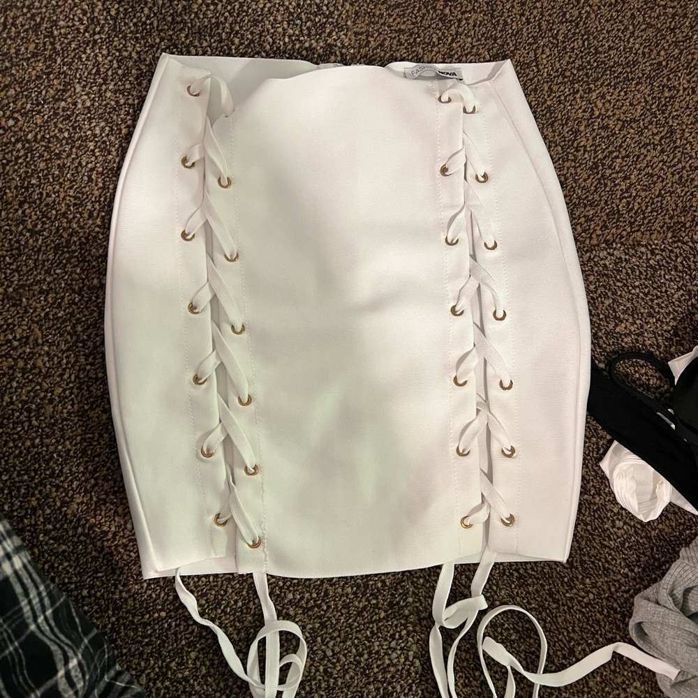 Fashion Nova Lace up skirt